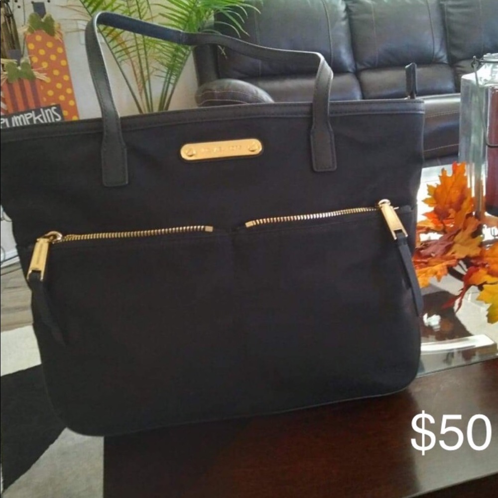 MK purse
